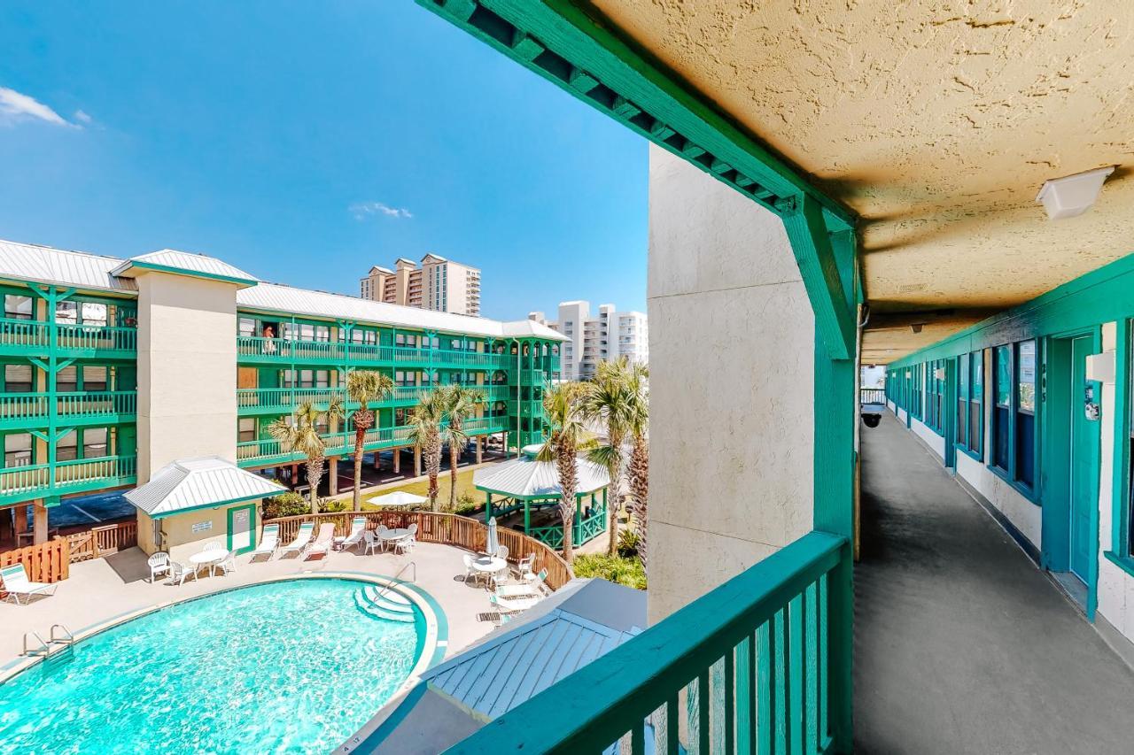 Sea Breeze #312 Apartment *